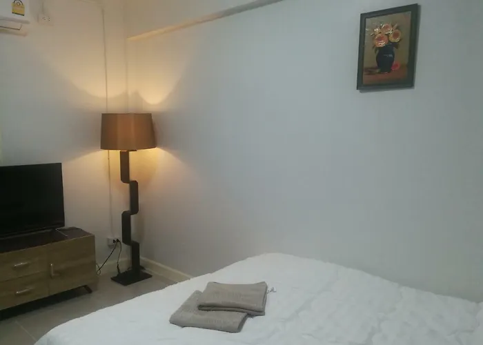 M802roomsbkk Affittacamere *