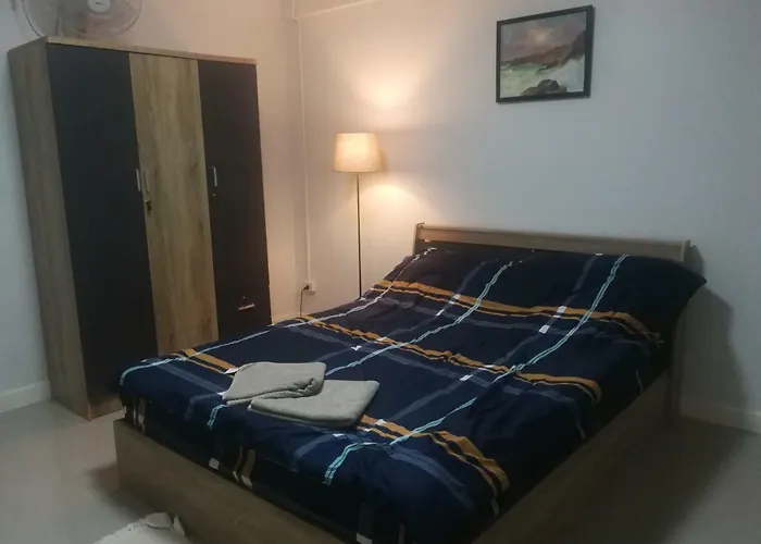 M802roomsbkk Affittacamere *
