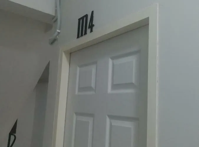 M802roomsbkk Affittacamere *